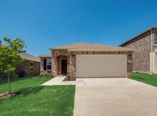 1129 Vernon Dr, Aubrey, TX 76227