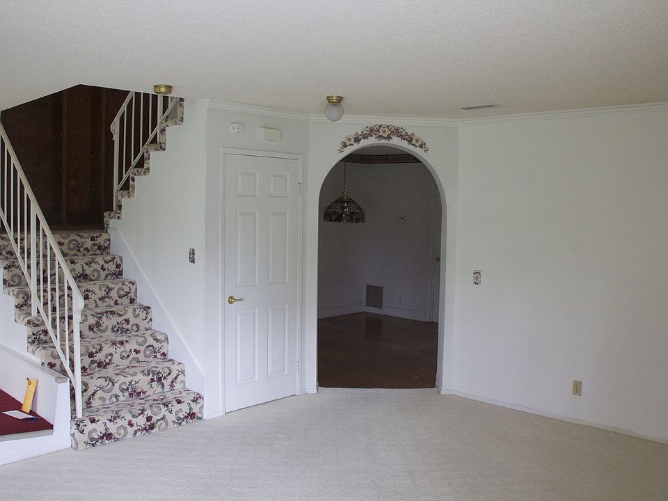 living to dining room