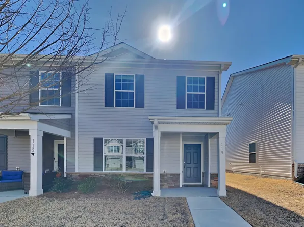 119 March Creek Dr, Fuquay Varina, NC 27526