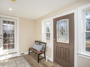 52 Paula Dr, Taunton, MA 02780