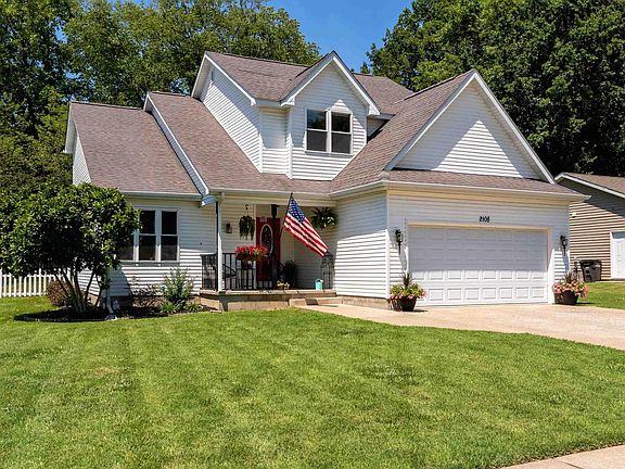 2nd image of 2108 W Meadow Ln
