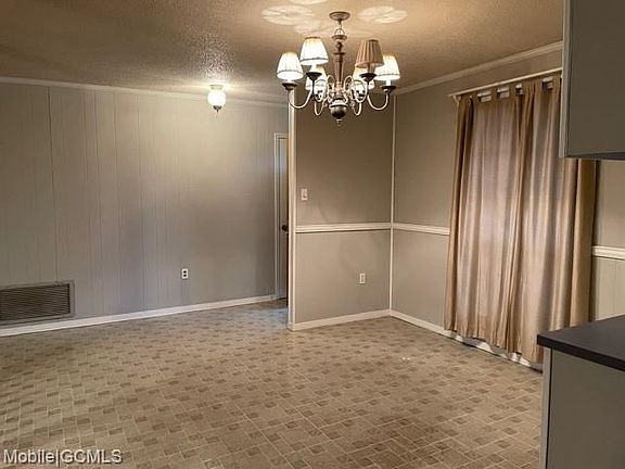 2nd image of 554 Norton Dr