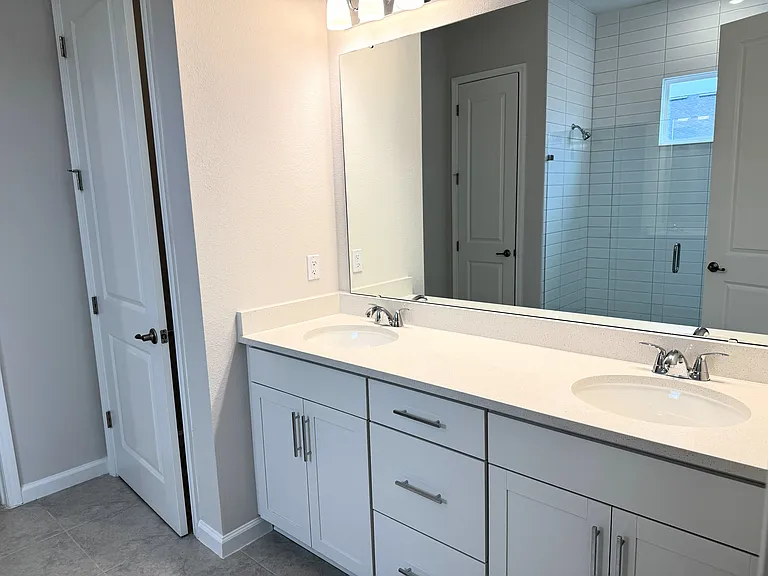 6 Blue Grotto Pl — Photo 31