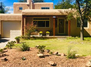 923 Monroe St NE, Albuquerque, NM 87110
