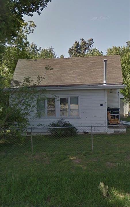 1st image of 410 McClure Ave