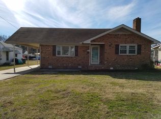 807 E 12th St, Roanoke Rapids, NC 27870