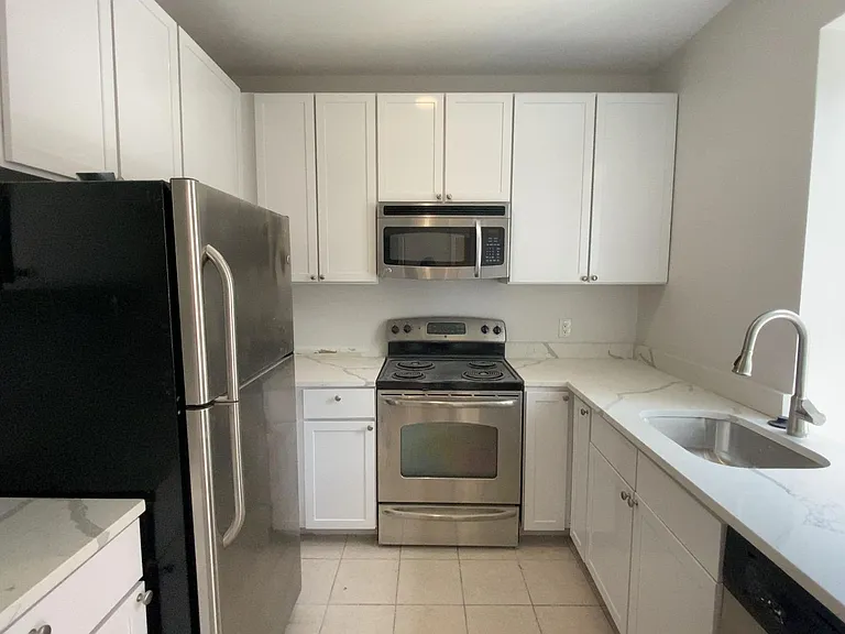 2714 Quarry Rd NW #104 — Photo 1