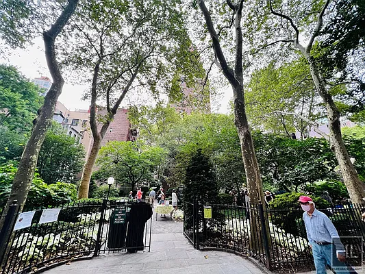 Rented by Highline Residential | media 9