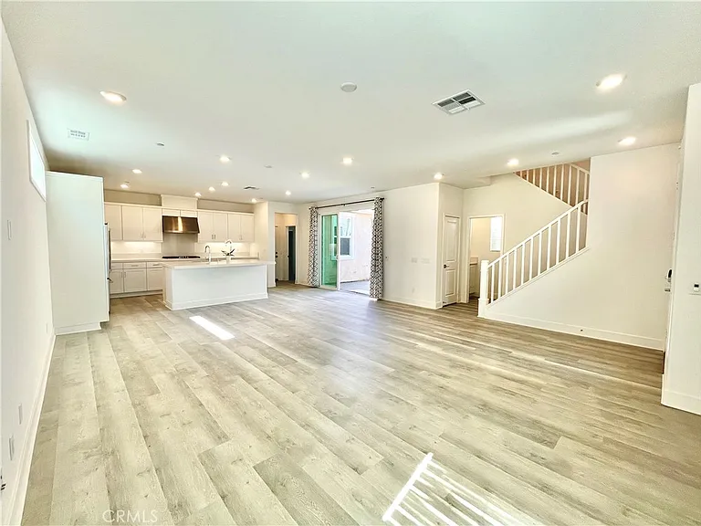 27318 Great Divide Ln — Photo 2