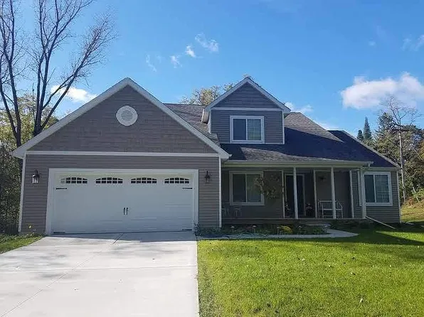 11450 East Ln, Whitmore Lake, MI 48189