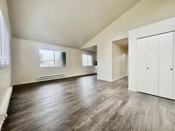412 Ramona Ave APT C