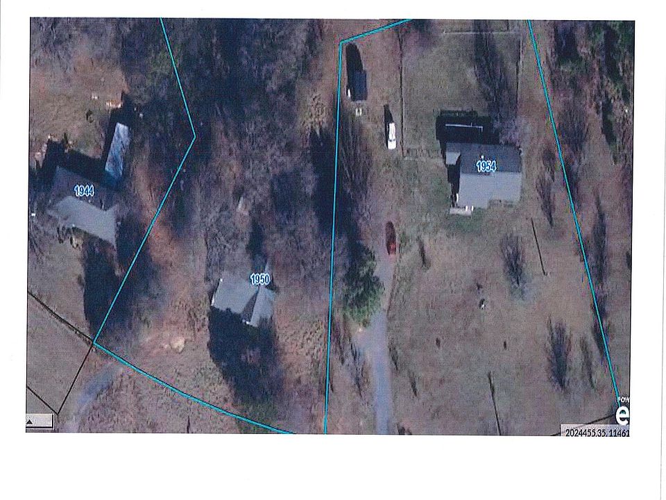 2nd image of 1950 Holbrook Rd #3