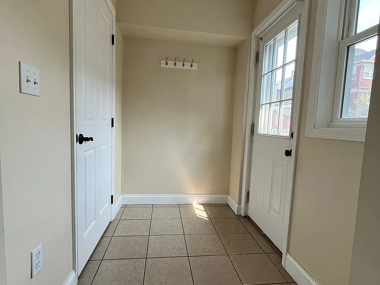 11 Clopper St #2 — Photo 6