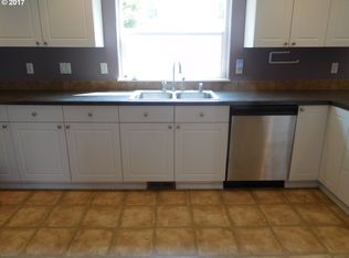 15286 Penny Ave, Sandy, OR 97055