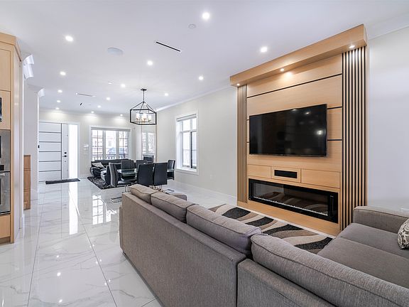 4th image of 6358 Windsor St #1