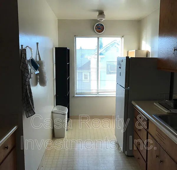 2132 Roosevelt Ave #2-7 — Photo 2