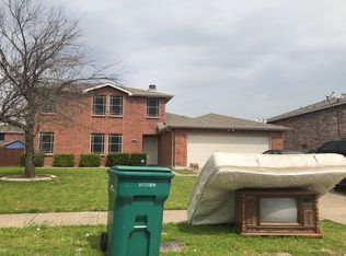 1208 Wisdom Dr, Cedar Hill, TX 75104