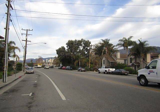 2nd image of 4783 Carpinteria Ave