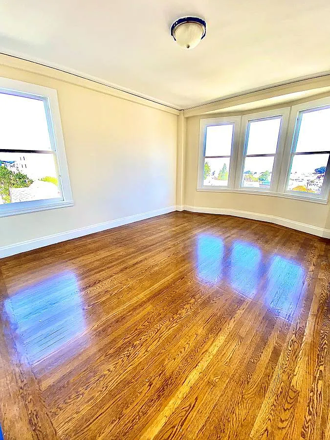 1770 Broadway #503 - Image 2