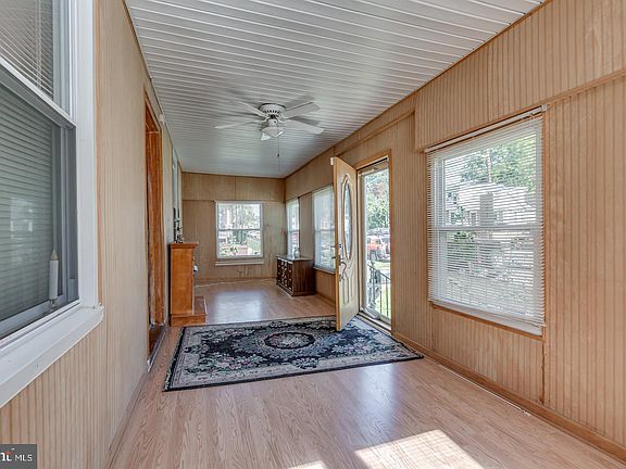 5th image of 1823 48th St