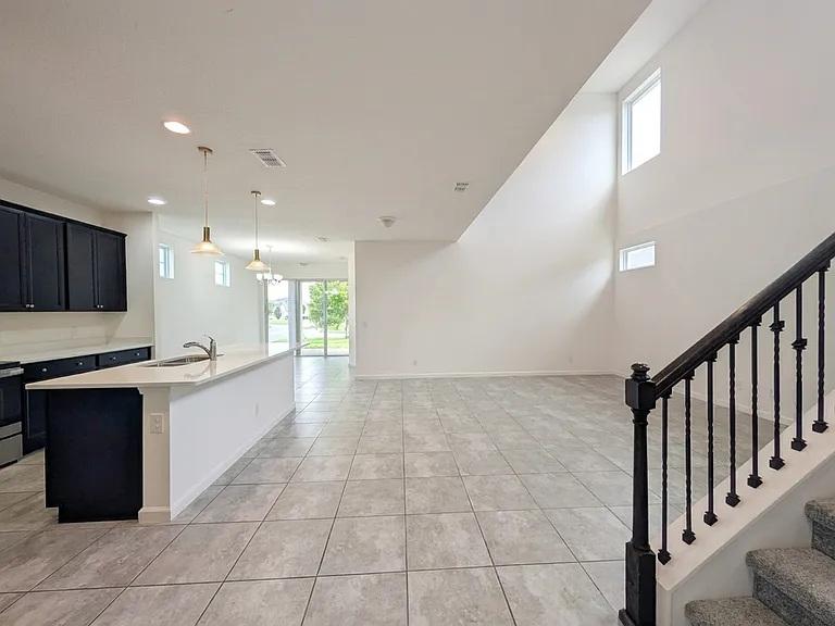 2275 Abilia Aly — Photo 2