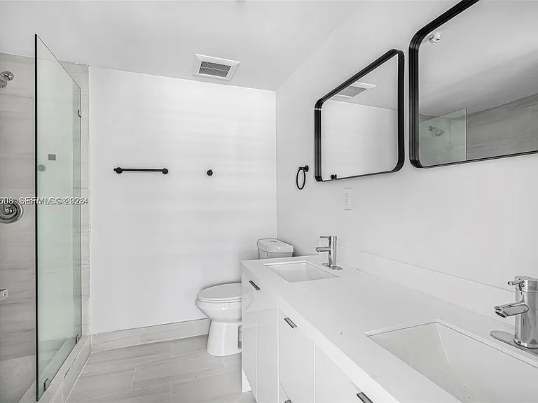 16955 SW 100th Ave #1 — Photo 6