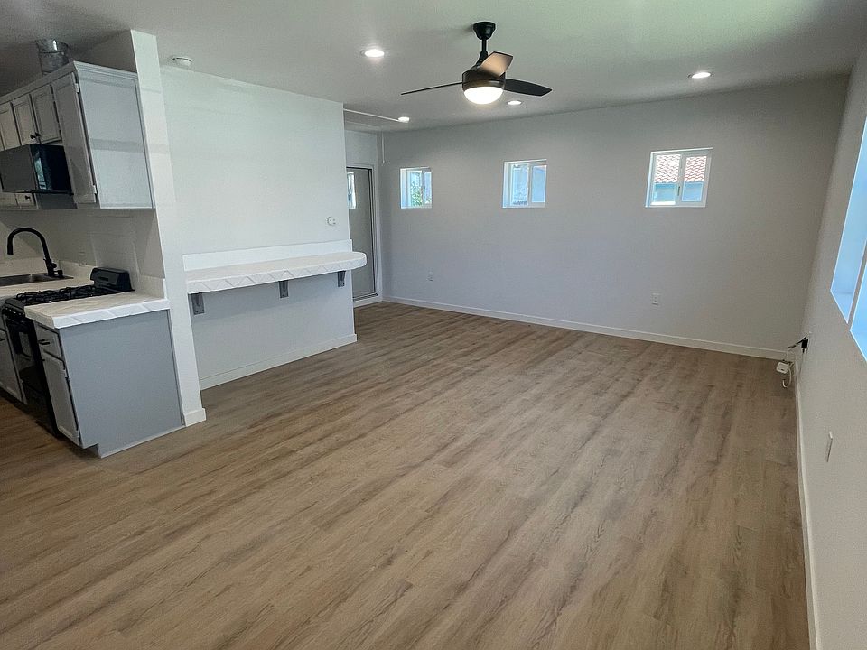 1st image of 22002 Prairie St #22000