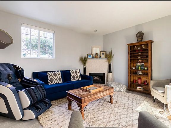 5th image of 1823 20th St APT 102