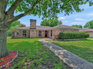 2913 Mimosa Dr, Sherman, TX 75092