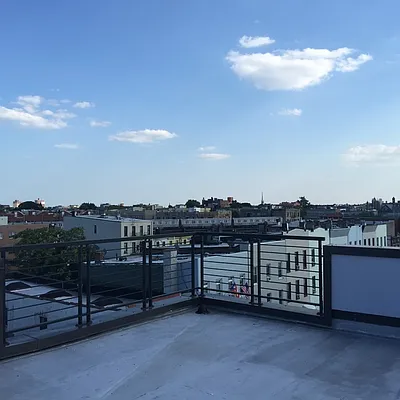 Rented by Nooklyn NYC LLC | media 23