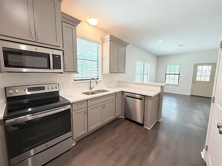 18397 Old Houston Rd — Photo 11