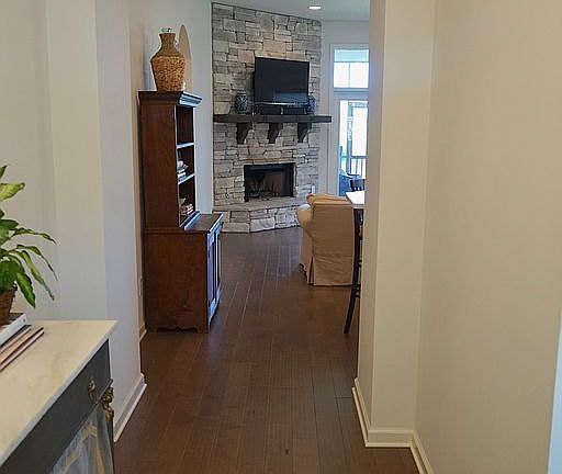 3rd image of 9145 White Poplar Cir
