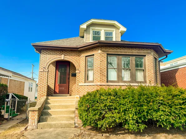5808 Capulina Ave, Morton Grove, IL 60053