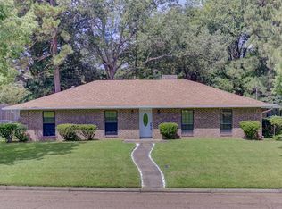 429 Ridgewood St, Vicksburg, MS 39180