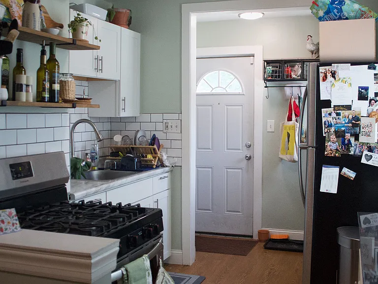 4123 Saint James Ave #1 — Photo 8
