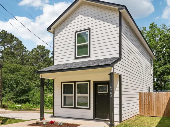 16982 W Lynbrook, Montgomery, TX 77316