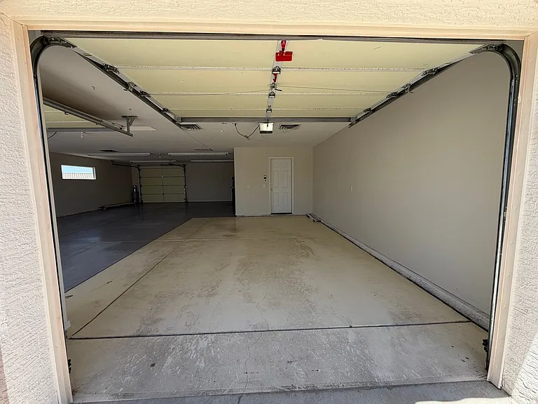 2581 Highland Trl — Photo 29