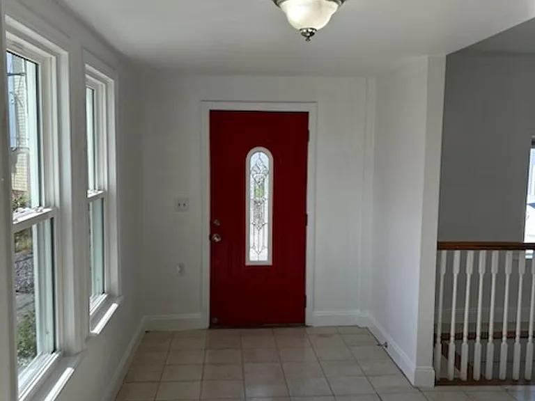 8 Whipple St — Photo 3
