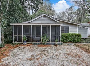 1106 Bonaventure Rd, Savannah, GA 31404