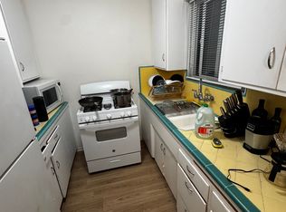 216 Hermosa Ave #3, Hermosa Beach, CA 90254