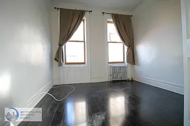 Rented by Metropolitan Property Group