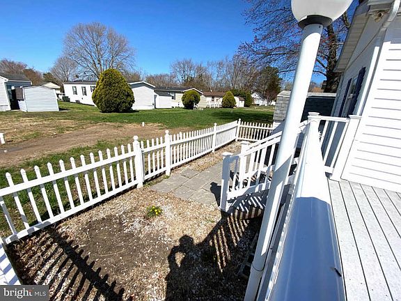 3rd image of 23610 E Beach Dr