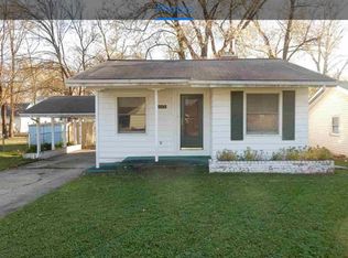 615 Short 11th St, Lincoln, IL 62656