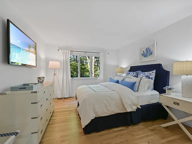 2855 Deerfield Rd — Photo 19