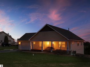 8371 Boca Vista Trl, Traverse City, MI 49684