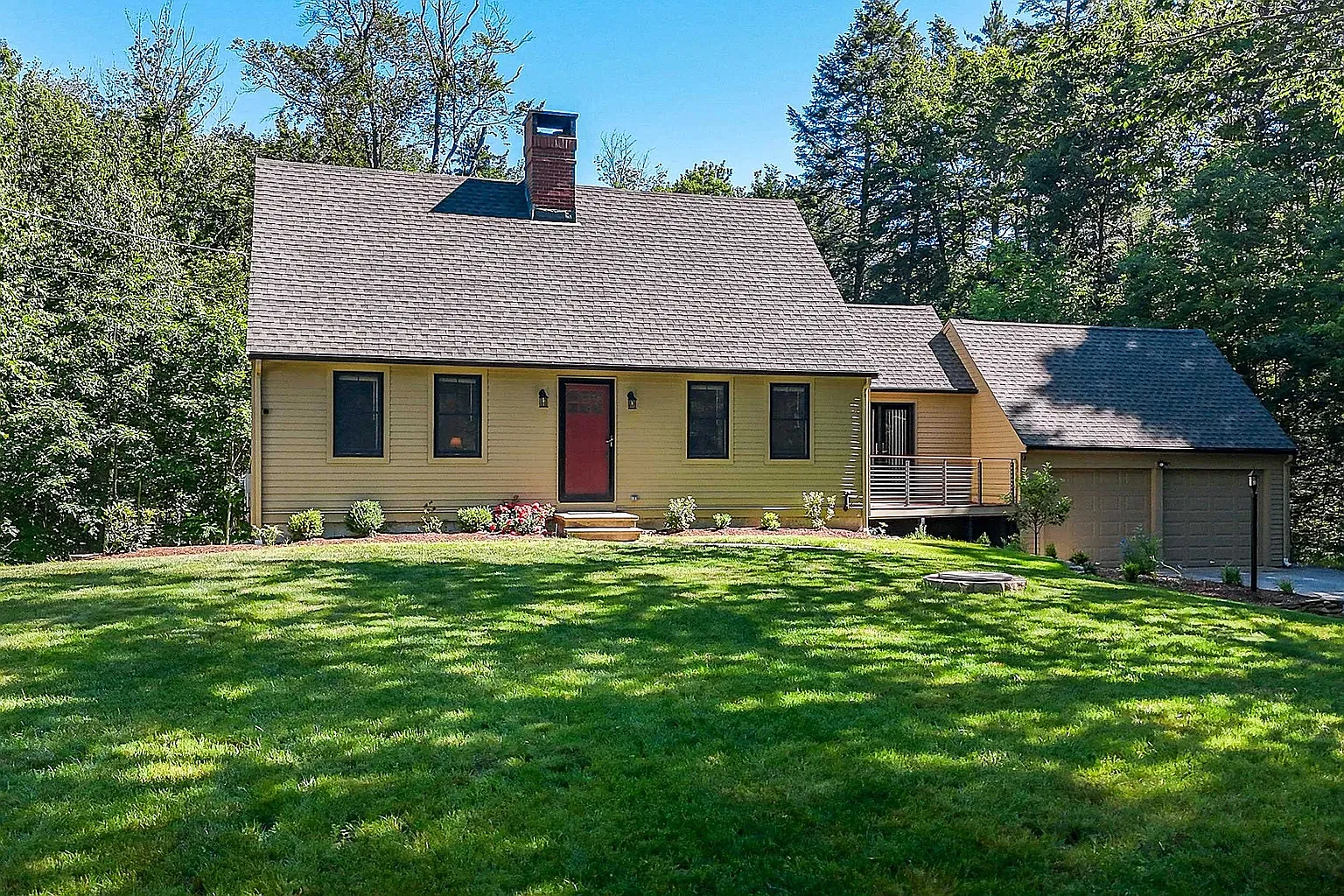 3 bed, 2014 sqft, $3,500 — Photo 3