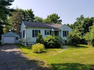 340 Amity St, Amherst, MA 01002