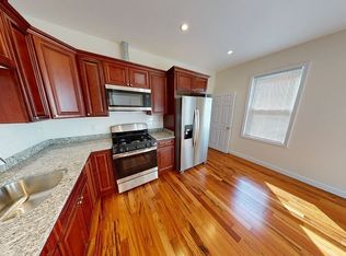 196 Amory St #2, Jamaica Plain, MA 02130