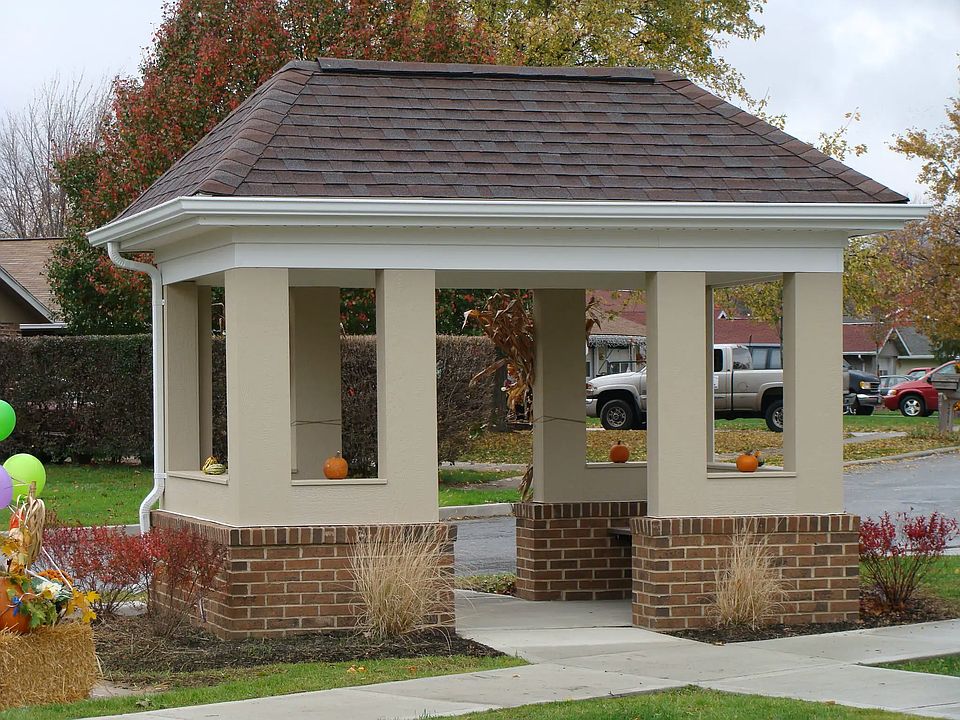 2nd image of 1500 Deerfield Dr #1