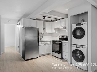 7318 35th Ave NE #4A, Seattle, WA 98115